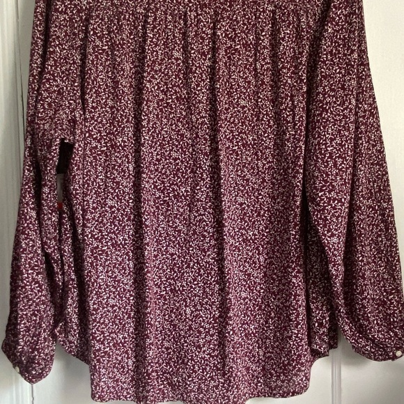 NWT Oversized Floral Print with Front Buttons Top, Size: XXL - Picture 5 of 11